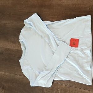 Mondetta Performance + Luxury Women's Medium Blue Pullover